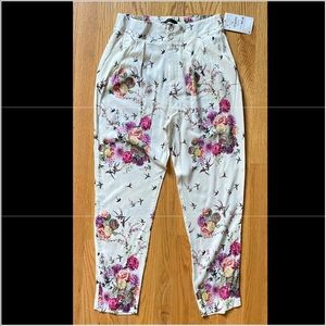 NWT- Zara Floral Print Pant
